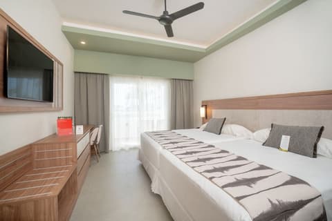 Hotel Riu Jalisco - All Inclusive