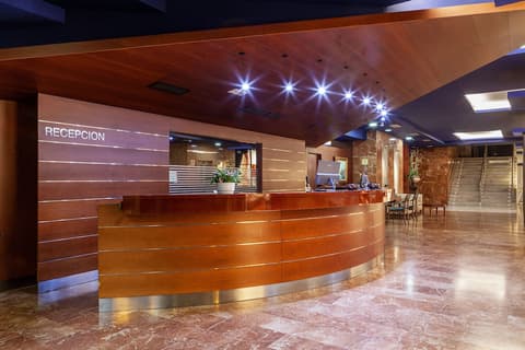 Olympia Hotel Events & Spa, Lobby