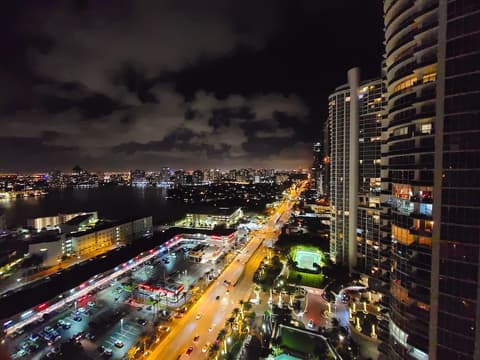 Trump International Beach Resort