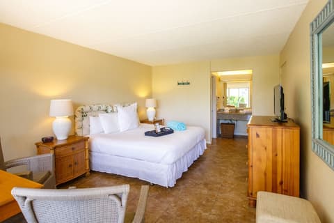 Naples Garden Inn, Room