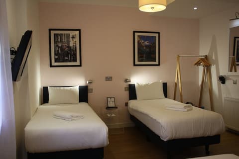 The California - London Kings Cross, Room