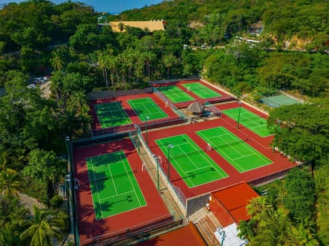 Las Brisas Huatulco – All Inclusive, Sports facility
