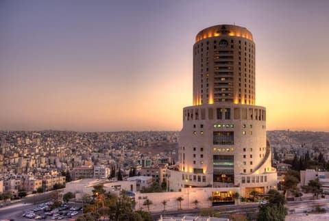 Le Royal Hotel Amman, Exterior