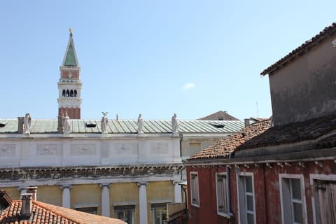 Hotel Casanova Venezia, Exterior detail