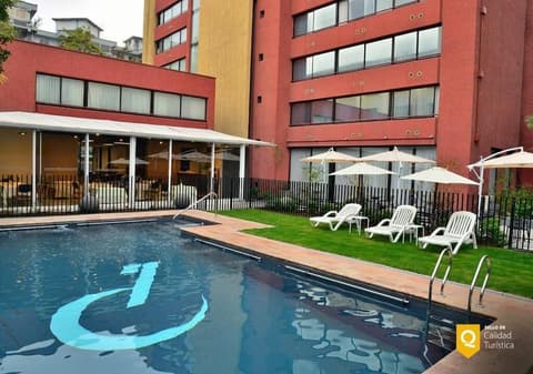 Panamericana Hotel Providencia, Pool