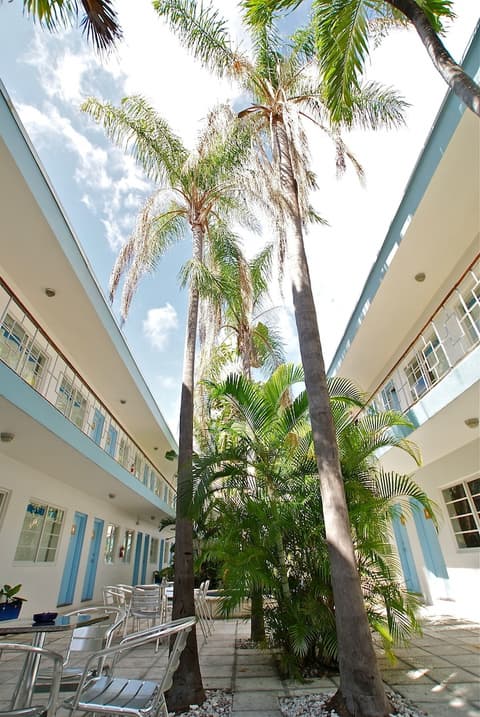 Aqua Hotel & Suites, Interior