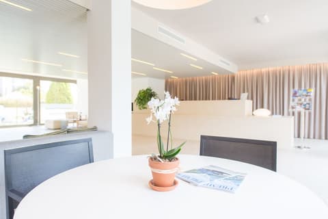 Atenea Park - Suites Apartments