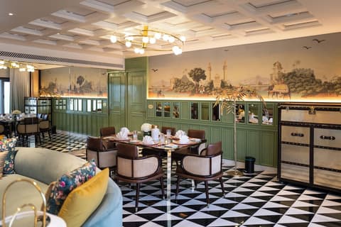Taj Lands End