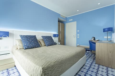 Lloyd's Baia Hotel, Room