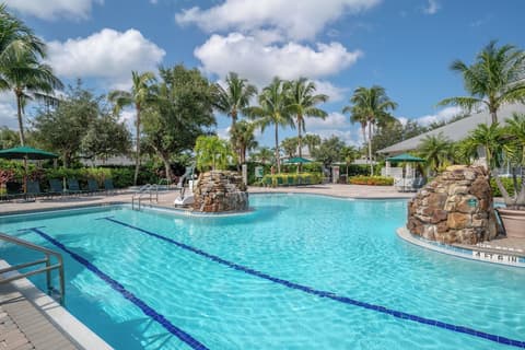 GreenLinks Golf Villas at Lely Resort