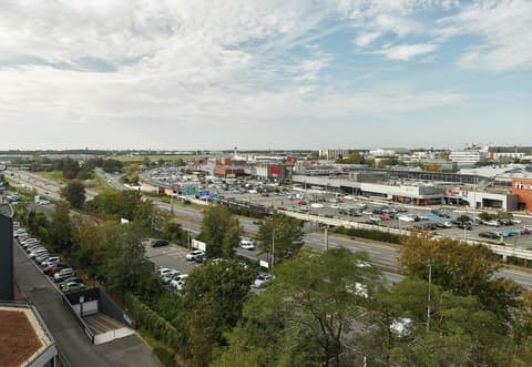 B&B HOME Vélizy, City view from property