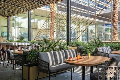 Novotel World Trade Centre, Terrace/patio