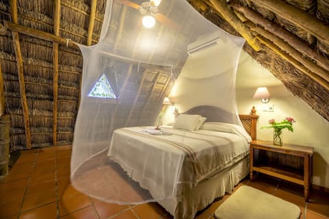 The Lodge At Uxmal, Room