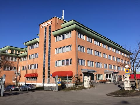 2Home Stockholm South, Front of property