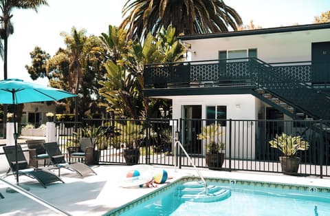 Pacific Crest Hotel Santa Barbara, Pool