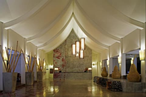 Centara Kata Resort Phuket, Lobby