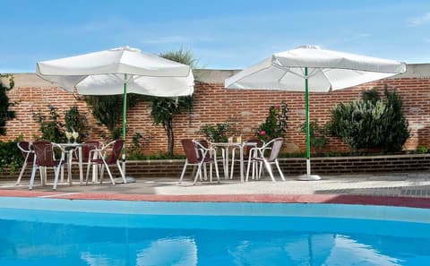 Hospedium Hotel Juan II, Outdoor pool