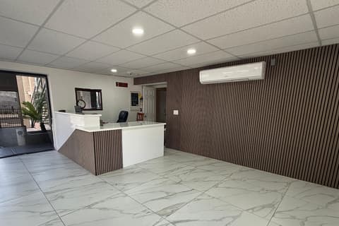 DTLV, a Baymont by Wyndham