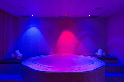 Hotel Màgic Andorra by Nexta, Indoor spa tub