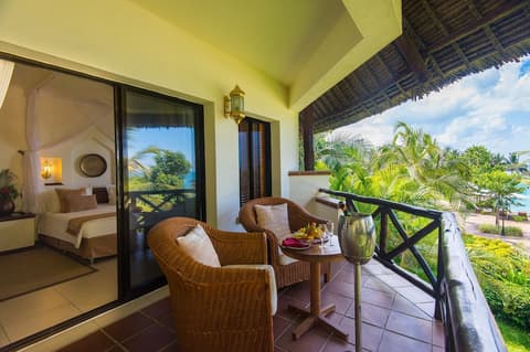 Sea Cliff Resort & Spa, Room