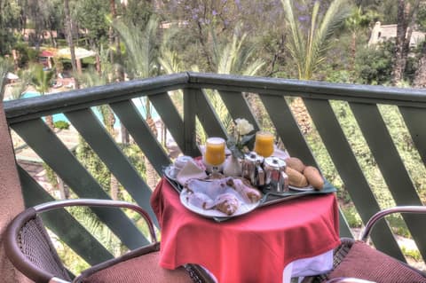 Kennedy Hospitality Resort, Balcony