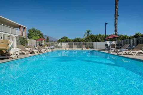 Motel 6 Arcadia, CA - Los Angeles - Pasadena Area