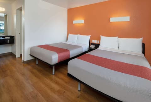 Motel 6 Arcadia, CA - Los Angeles - Pasadena Area