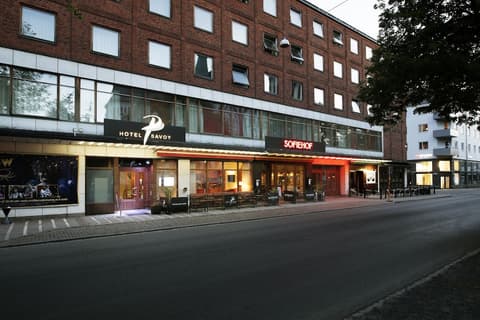 ProfilHotels Savoy, Front of property