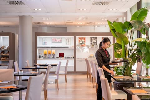 Savhotel Aemilia Bologna, Breakfast area