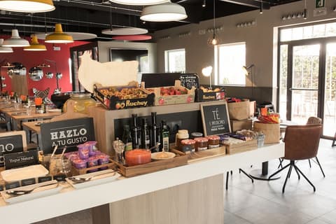 ibis Madrid Fuenlabrada, Breakfast area