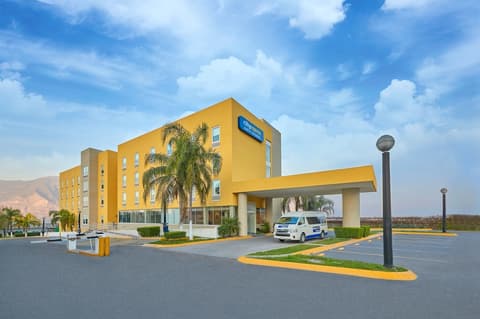 City Express by Marriott Monterrey Santa Catarina, Exterior
