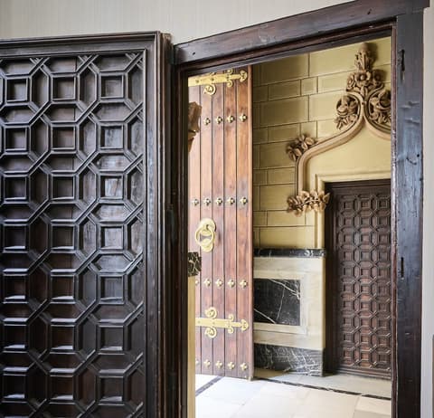 Catalonia El Pilar, Interior detail