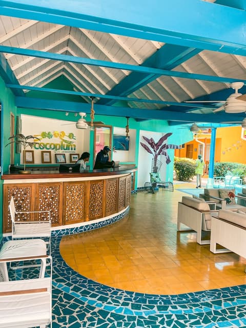 Cocoplum Beach Hotel
