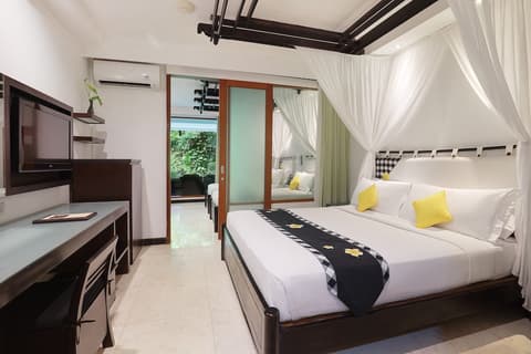 Legian Beach Hotel, Room