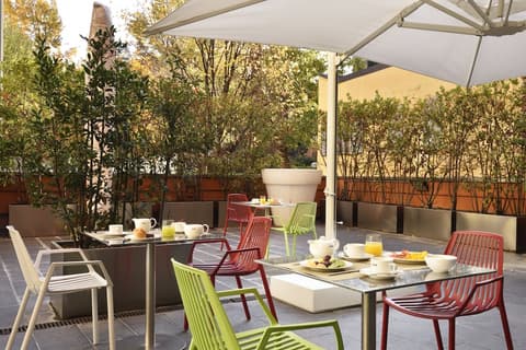 UNA Hotels Bologna Centro, Terrace/patio