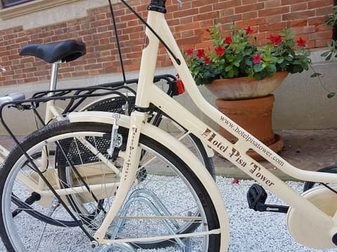 Hotel Pisa Tower, Bicycling
