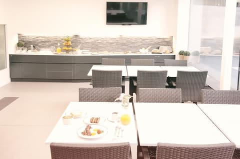 Villa na Vinici, Breakfast area