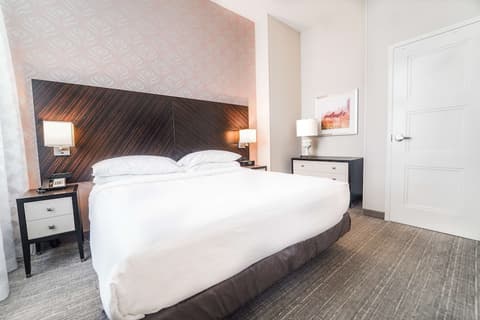 Embassy Suites Louisville Downtown