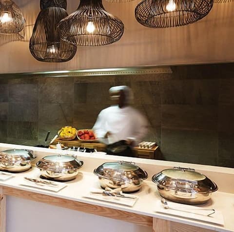 Eden Bleu Hotel, Buffet