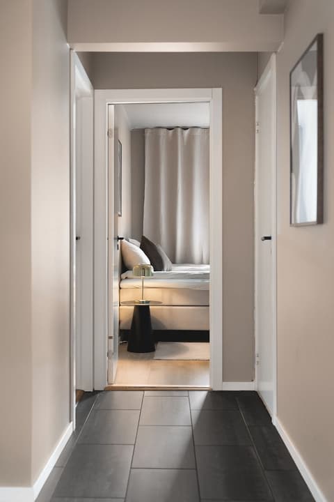 Enter Tromsø Apartment Hotel, Interior entrance