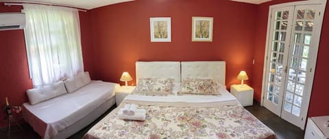 Pousada Praia da Crena