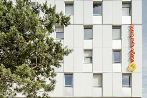 Aparthotel Adagio Access Paris Massy Gare TGV