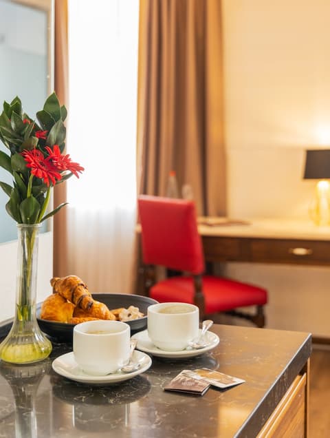 YMCA Three Arches Hotel