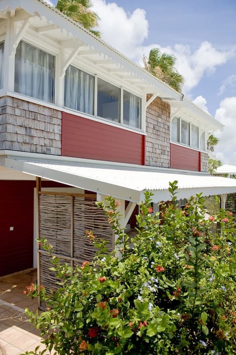 Hôtel Plein Soleil, Front of property