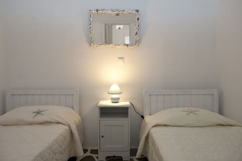 Navy Blue Suites, Room