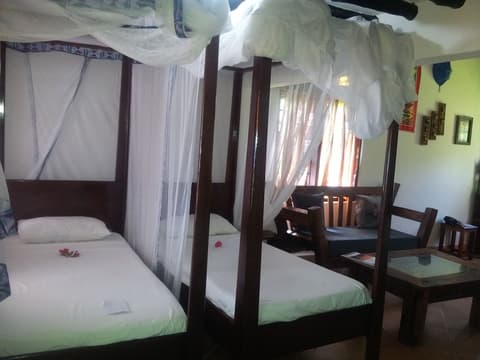 Mnarani Beach Cottages