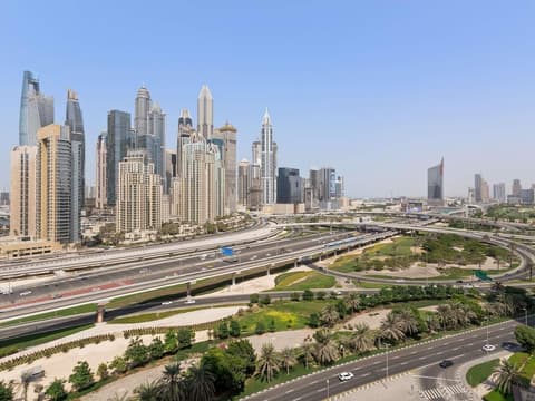 Pullman Dubai Jumeirah Lakes Towers - Hotel and Residence