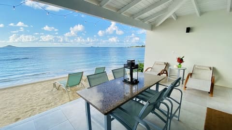 Mango Bay Resort, Front of property