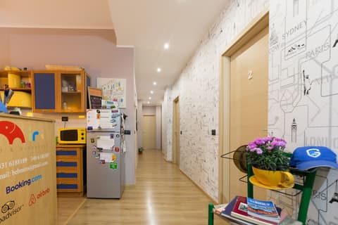 Miro Bed and Breakfast, Interior entrance