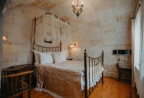 Meleklerevi Cave Hotel